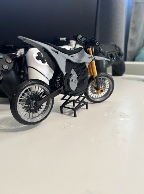 Stark Varg Supermoto