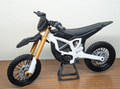 Ultra Bee Supermotos
